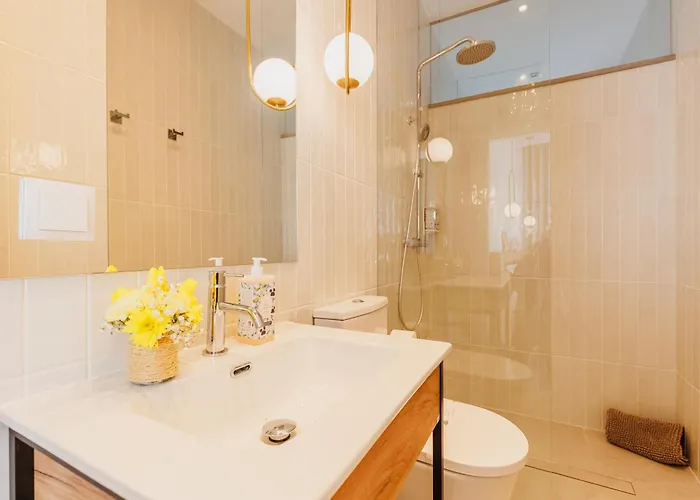 Laranjal Rive Gauche * 塔维拉